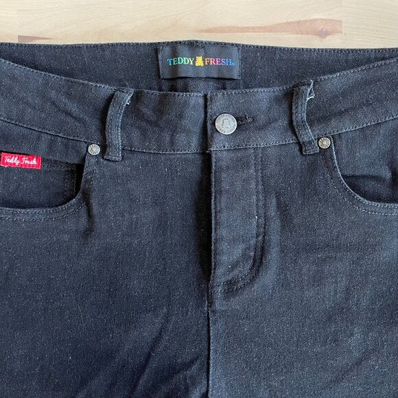 Teddy Fresh Women's Slim Fit Low Rise Stretch Zip Flare Denim Pants size 8 NWOT - Picture 5 of 10